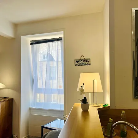 The Duplex Des Flots In The Heart Of Just Steps From The