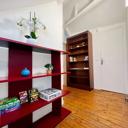 The Duplex Des Flots In The Heart Of Just Steps From The * Grandcamp-Maisy