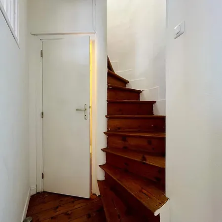 The Duplex Des Flots In The Heart Of Just Steps From The