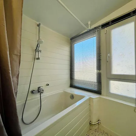 Διαμέρισμα The Duplex Des Flots In The Heart Of Just Steps From The Grandcamp-Maisy